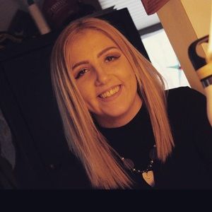 Meet your Posher, Tayla